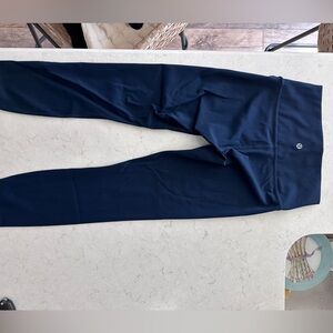 EUC Lululemon Align crop 25” legging